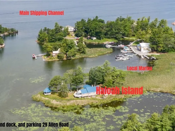 1 Haloah Is, Hammond, NY 13646