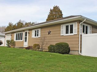 354 Pearse Rd, Swansea, MA 02777