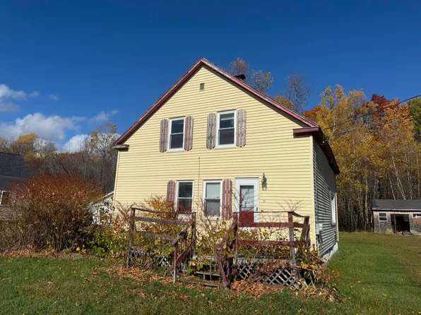 15 Lagrange Road, Howland, ME 04448