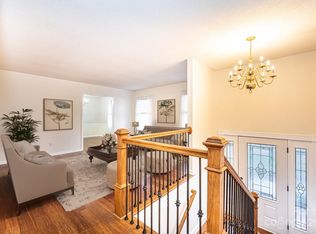 470 17th Avenue Dr NE, Hickory, NC 28601