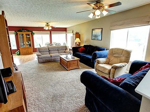 2nd image of 4718 Olde Park Dr