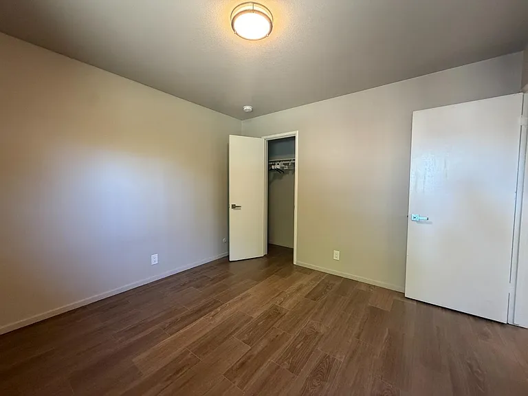 1538 E Austin Way — Photo 12