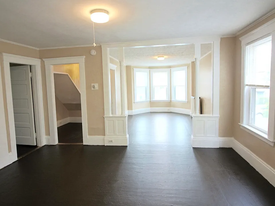 21 Hazel St #1