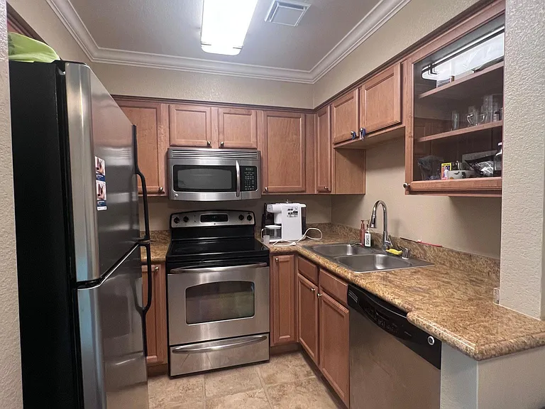 355 Eastridge Dr — Photo 7