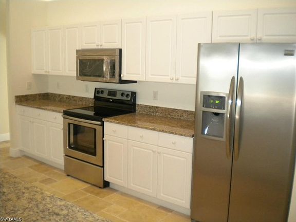 2nd image of 3014 SW 4th Pl