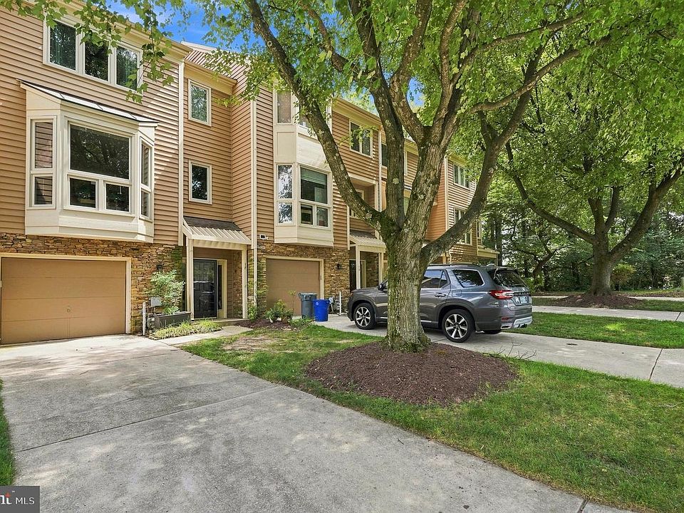 1st image of 17 Huntchase Ct