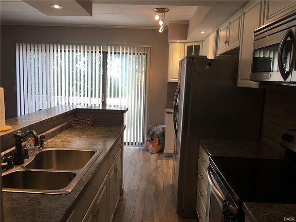 4th image of 1014 Lookout Trl APT E