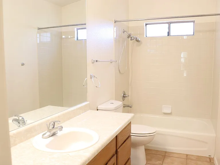 3357 Plaza Candida — Photo 20
