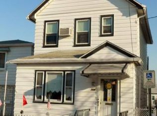 766 4th St, Secaucus, NJ 07094