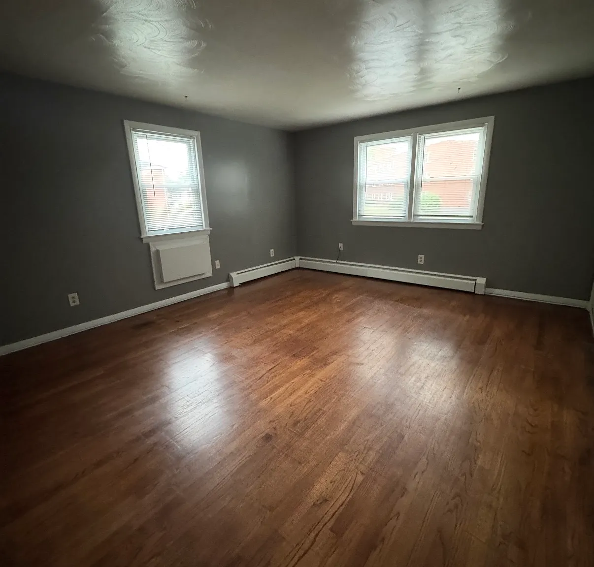 1 bed, $1,300 — Photo 4