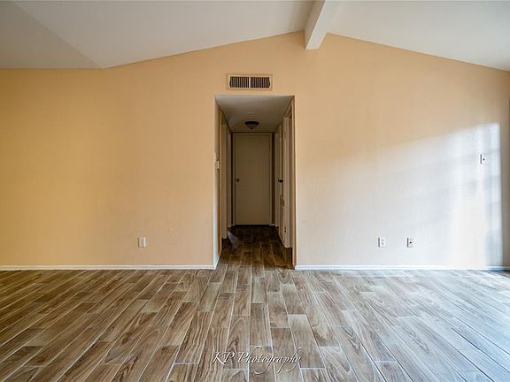 4th image of 12500 Sandpiper Dr APT 50