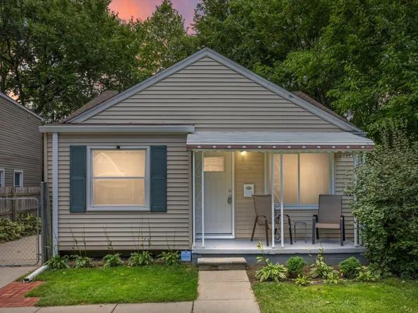 2200 Guthrie Ave, Royal Oak, MI 48067