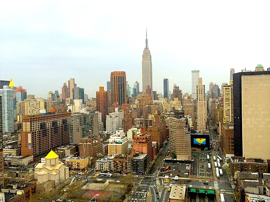 Rented by Keller Williams NYC | media 23