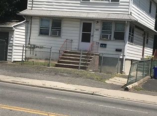 404 Broad Ave, Ridgefield, NJ 07657