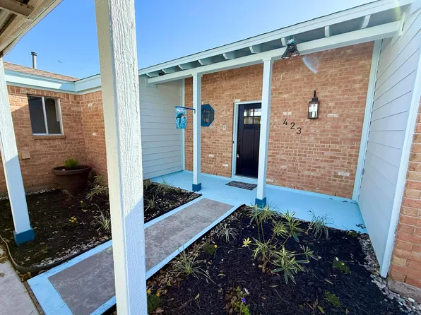 423 Baywood St, Shoreacres, TX 77571