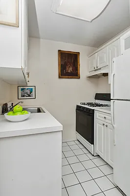 Sold by Compass | media 7