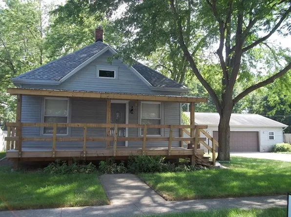 528 E Timber St, Pontiac, IL 61764