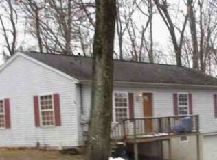 25 Terrace St, Dallas, PA 18612