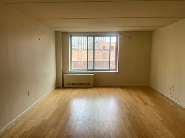 837 Washington Avenue 4B image 1 of 10
