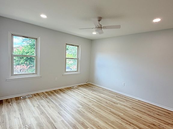 3rd image of 12062 Abby Rd Floor 2