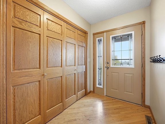5th image of 20482 28th Ave N