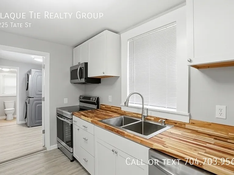 2225 Tate St — Photo 12