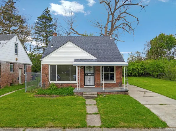 19674 Irvington St, Highland Park, MI 48203