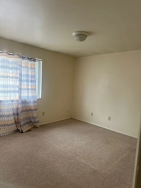 1 bed, 1200 sqft, $1,175 — Photo 3