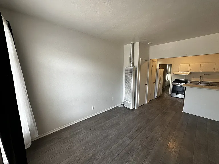 172 W Maple Ave #1 — Photo 7