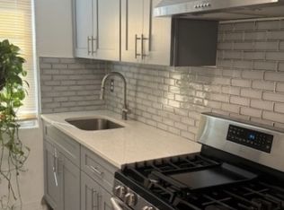 100 Huguenot Ave, Englewood, NJ 07631