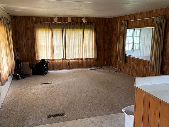 Lots of natural light in family room.