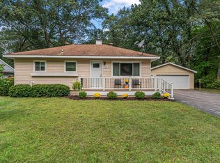 928 Avenue E, Traverse City, MI