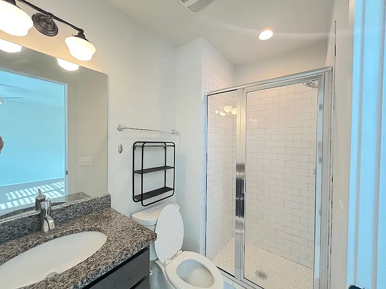 1212 E Broad St — Photo 20