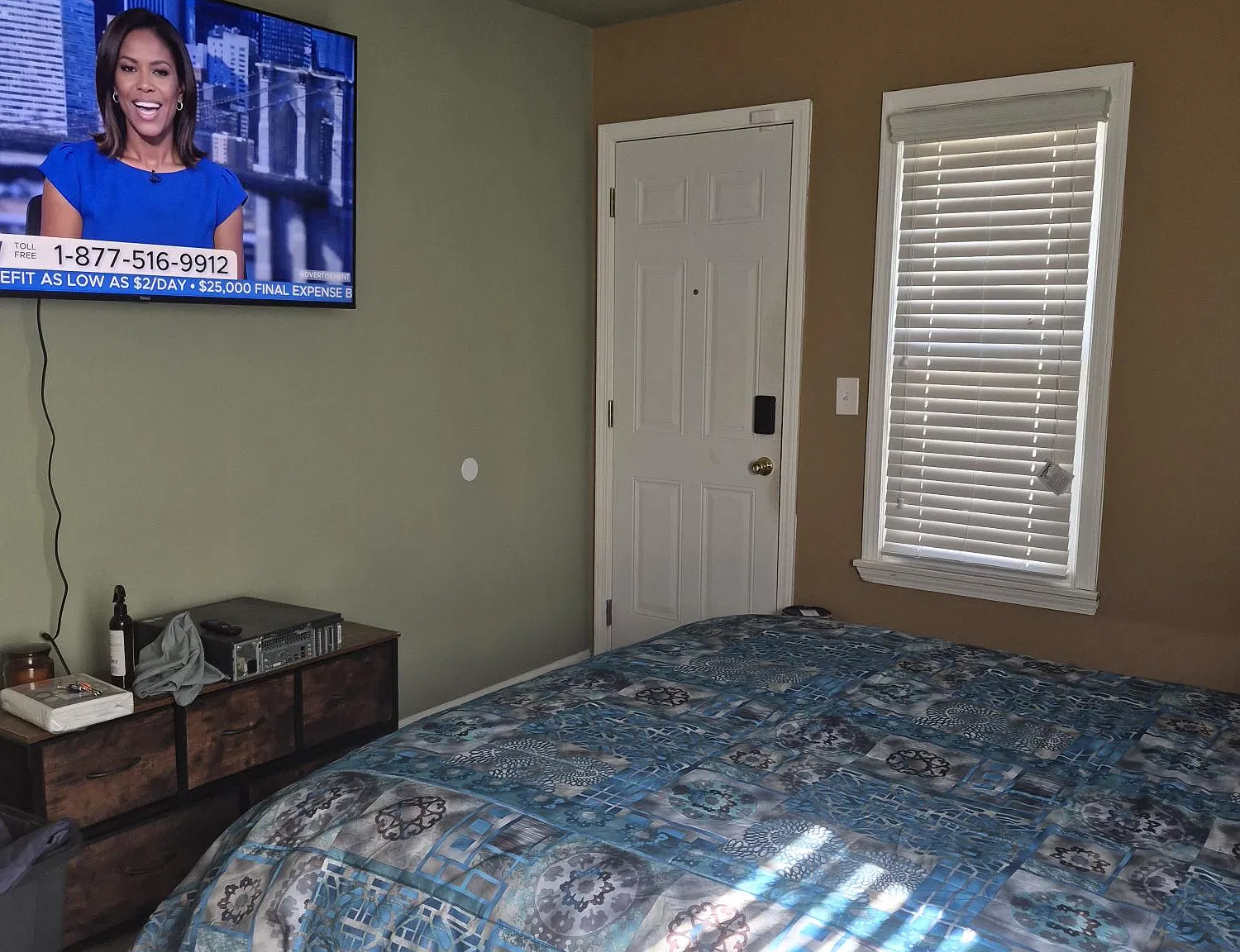 3 bed, 1408 sqft, $750 — Photo 1
