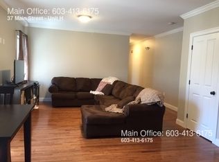 37 Main St APT H, Durham, NH 03824