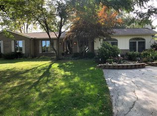 10999 York Rd, Etna, OH 43105