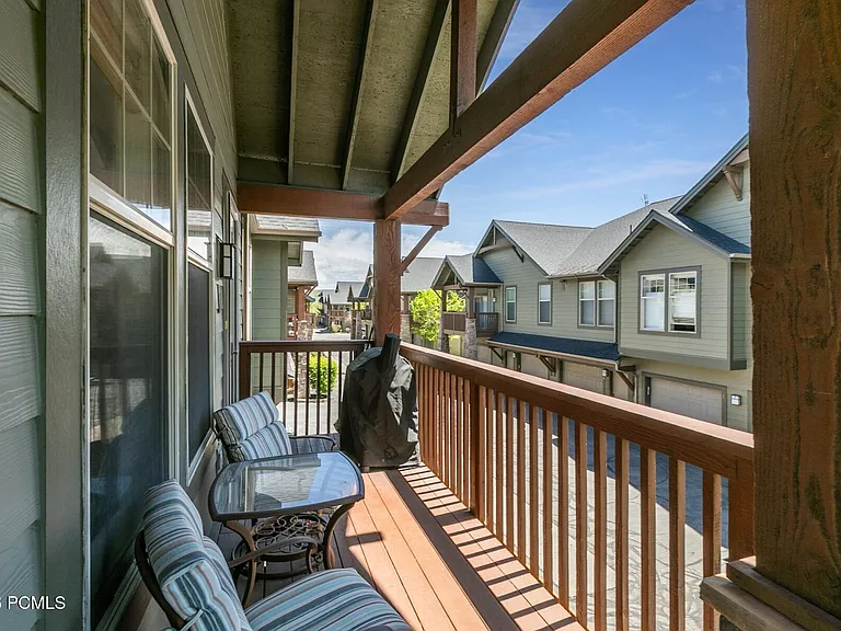 1653 Fox Hollow Ln #E — Photo 24