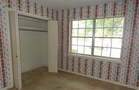 2nd image of 8 Highland Hills Ln