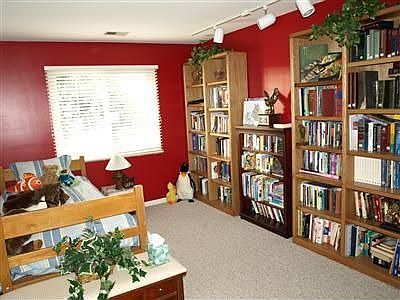 3rd image of 511 Applegrove Dr