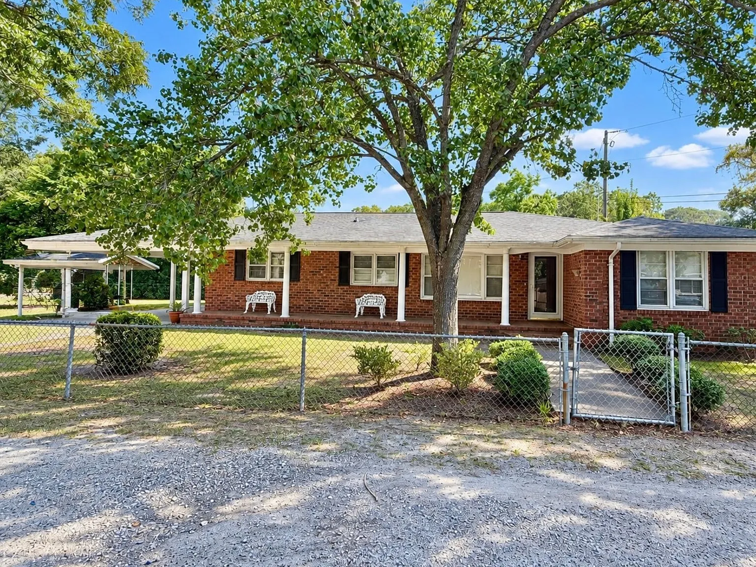 2 bed, 2.5 bath, 1554 sqft, $2,900 — Photo 2