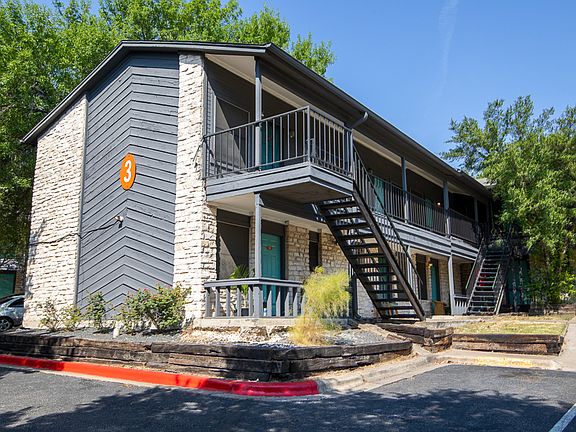 2nd image of 1319 McKie Dr APT 209