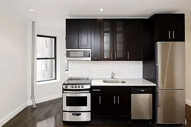 Rented by Icon Realty Management