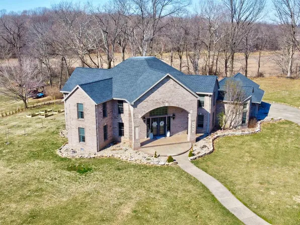 3406 E Douglas Dr, Vincennes, IN 47591