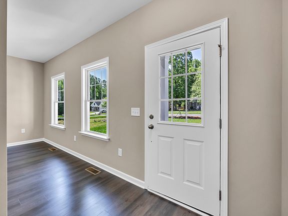 4th image of 2991 Wesley Farm Ln