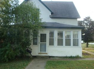 212 E Fremont St, Spring Valley, MN 55975