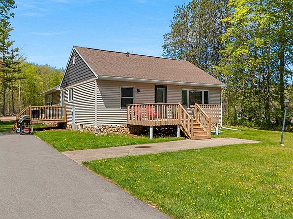 4th image of 15835 Maiden Lake Rd