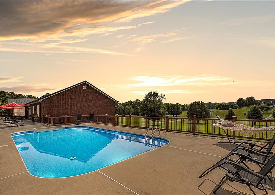 4986 Standifer Rd, Cohutta, GA 30710 MLS 7232506 Zillow