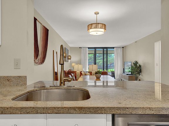 4th image of 1850 Homewood Boulevard #108