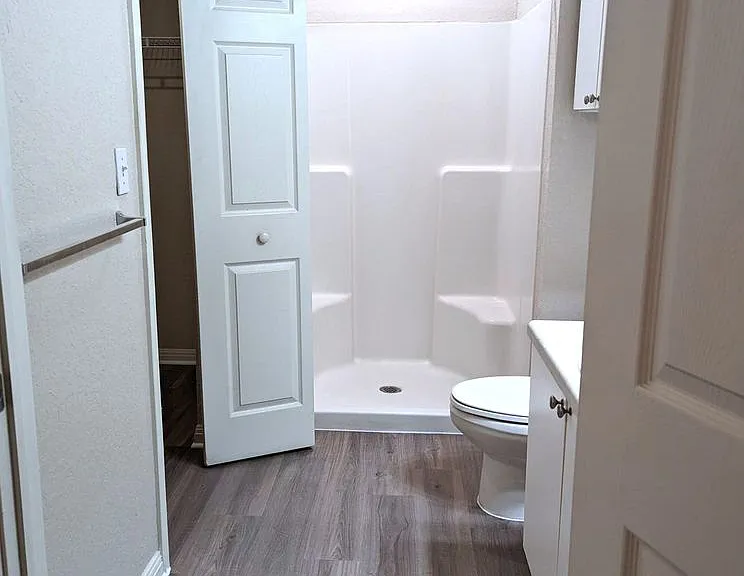 911 N Orange Ave #430 — Photo 28