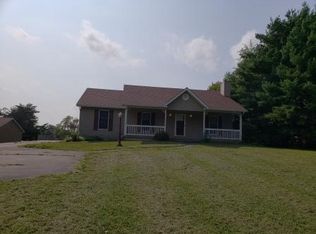 975 Baylor Wissman Rd, Lanesville, IN 47136